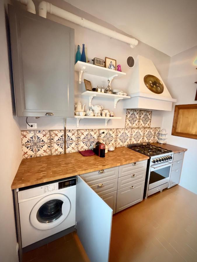 Luxury Apartment Angelio Barga Eksteriør billede