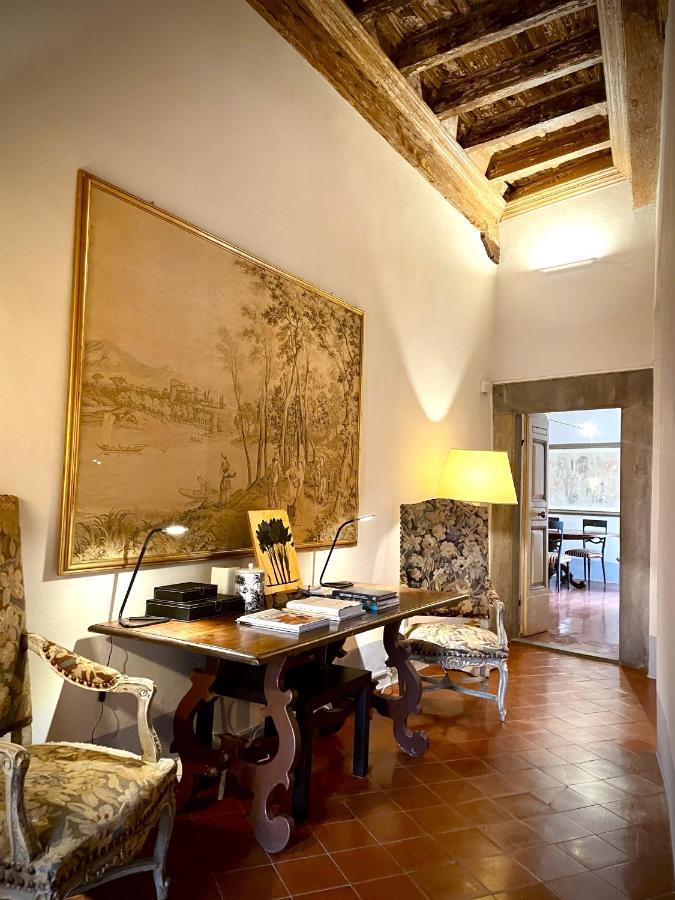 Luxury Apartment Angelio Barga Eksteriør billede