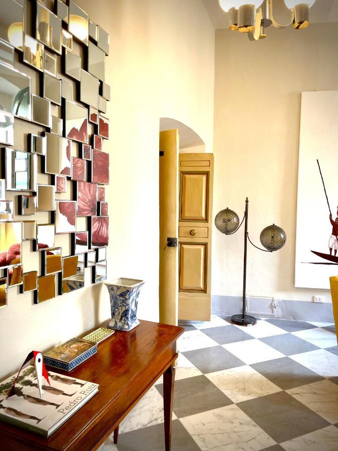 Luxury Apartment Angelio Barga Eksteriør billede